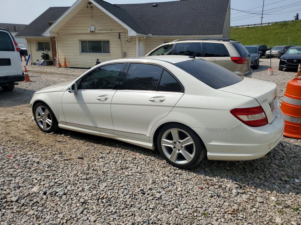 2010 MERCEDES-BENZ C C300 4-MATIC