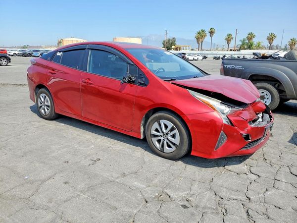 2017 TOYOTA PRIUS