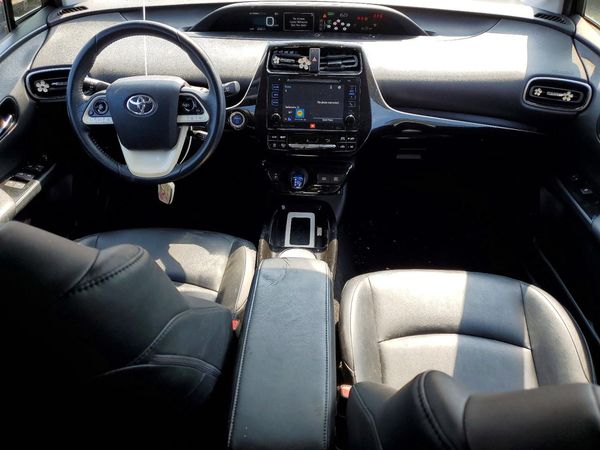 2017 TOYOTA PRIUS