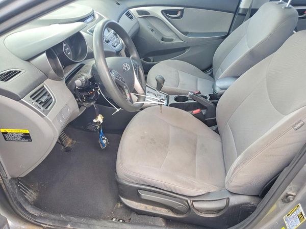 2013 HYUNDAI ELANTRA