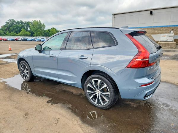 2024 VOLVO XC60