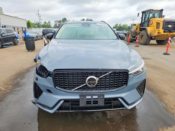 2024 VOLVO XC60