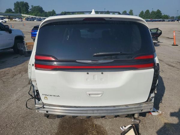 2022 CHRYSLER PACIFICA
