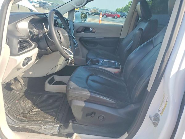 2022 CHRYSLER PACIFICA