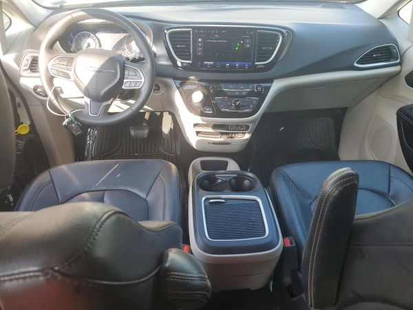 2022 CHRYSLER PACIFICA