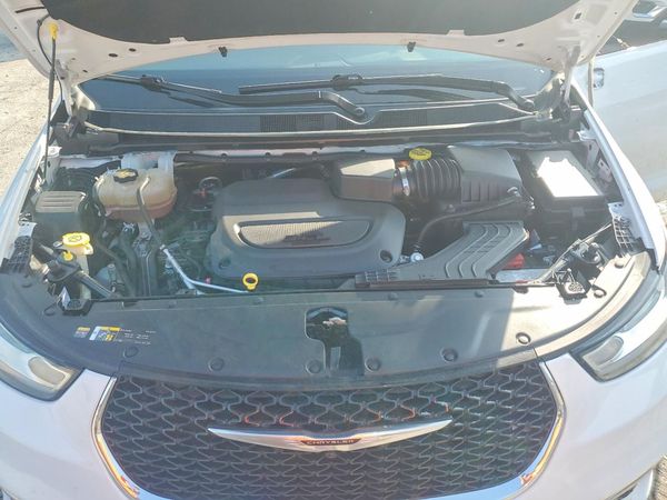 2022 CHRYSLER PACIFICA