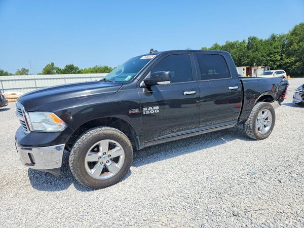 2017 RAM 1500 SLT CREW CAB 4X2