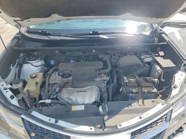2015 TOYOTA RAV4 XLE (M Grade)