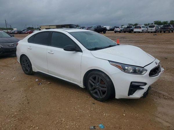 2021 KIA FORTE GT Line