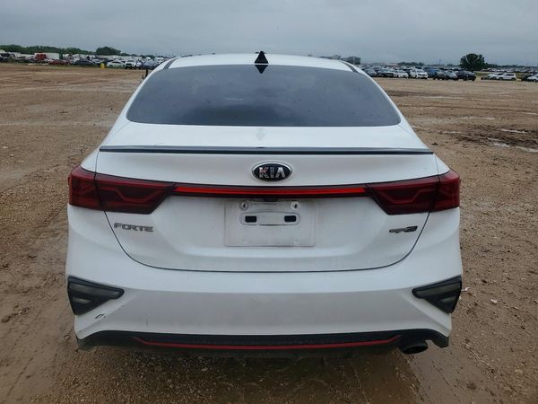 2021 KIA FORTE GT Line