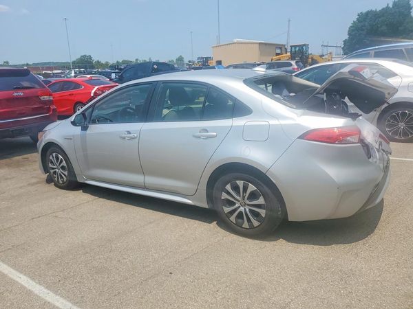 2021 TOYOTA COROLLA LE