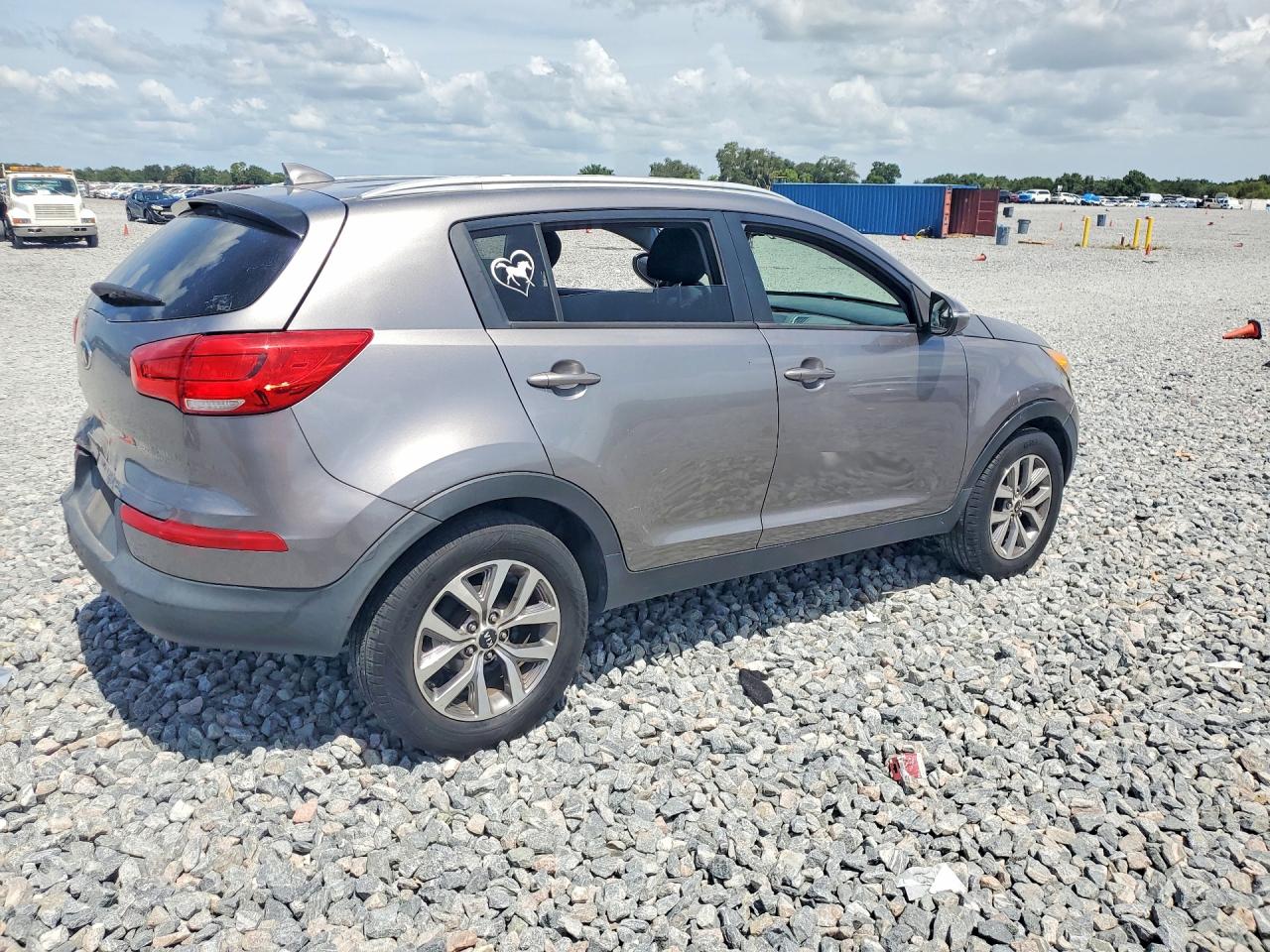 2015 KIA SPORTAGE GL - Middle-low