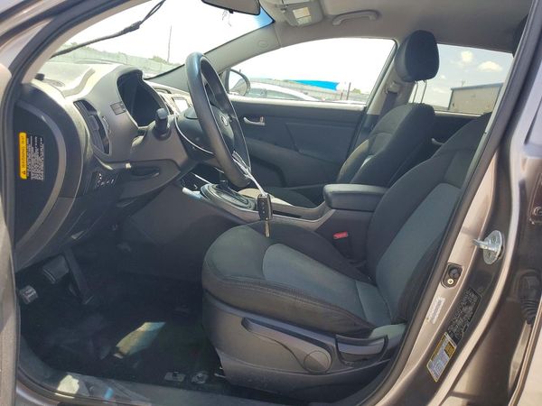 2015 KIA SPORTAGE GL - Middle-low