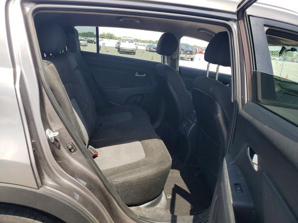 2015 KIA SPORTAGE GL - Middle-low