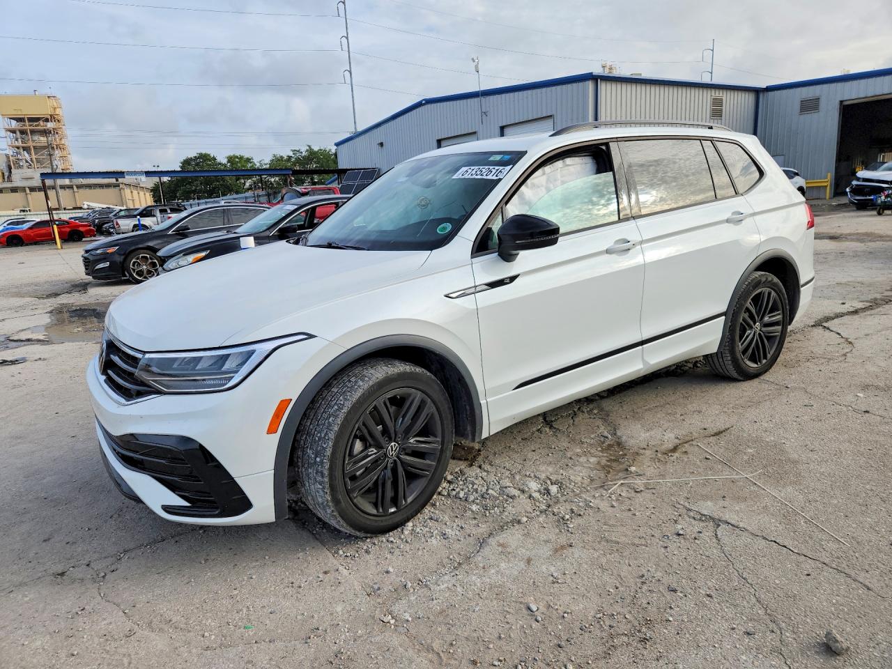 2022 VOLKSWAGEN TIGUAN