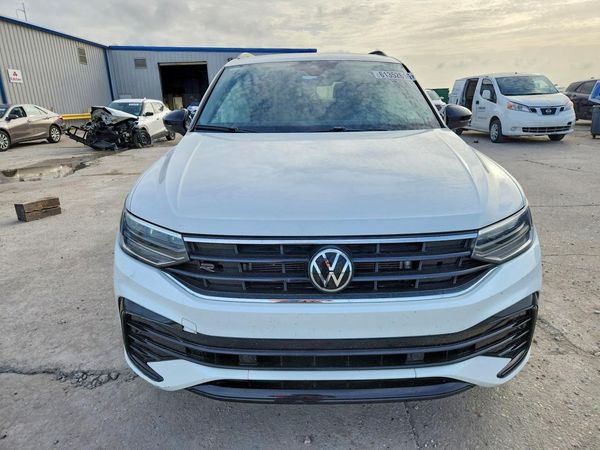 2022 VOLKSWAGEN TIGUAN