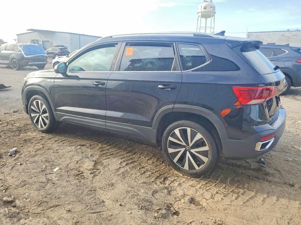 2022 VOLKSWAGEN TAOS SE
