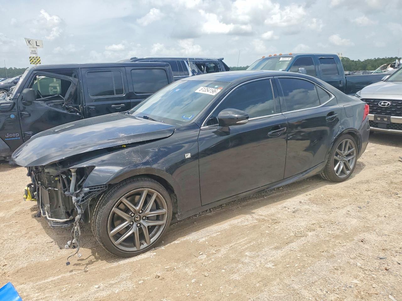 2016 LEXUS IS 200t