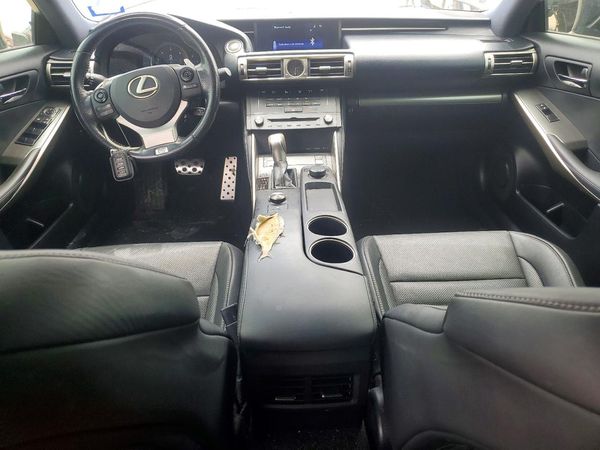 2016 LEXUS IS 200t