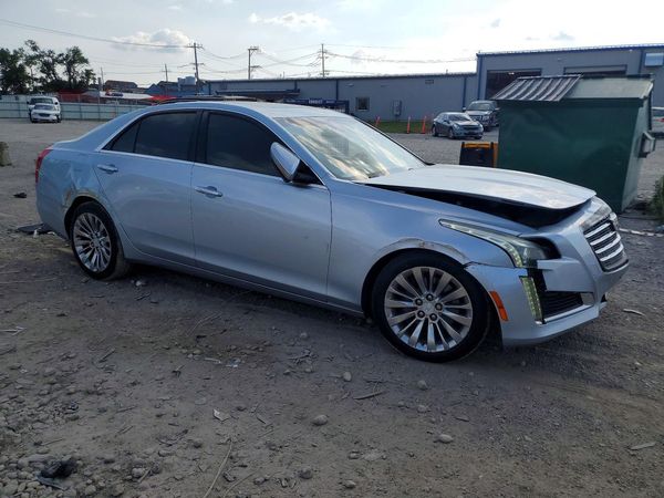 2017 CADILLAC CTS Luxury