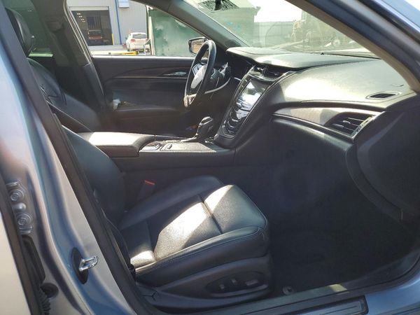 2017 CADILLAC CTS Luxury