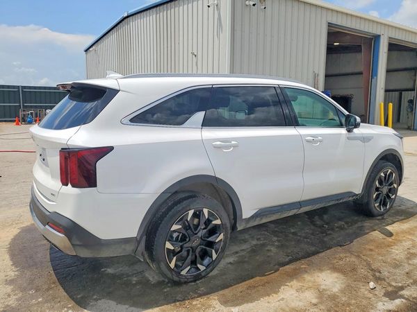 2026 KIA SORENTO EX; X-Line EX