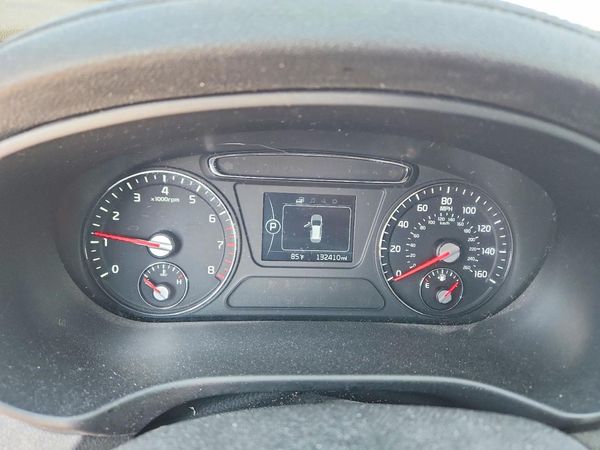 2016 KIA SORENTO L / LX