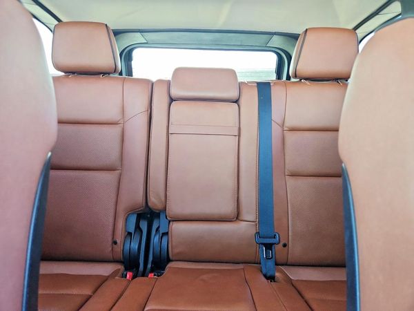 2013 JEEP CHEROKEE Overland — SUVN