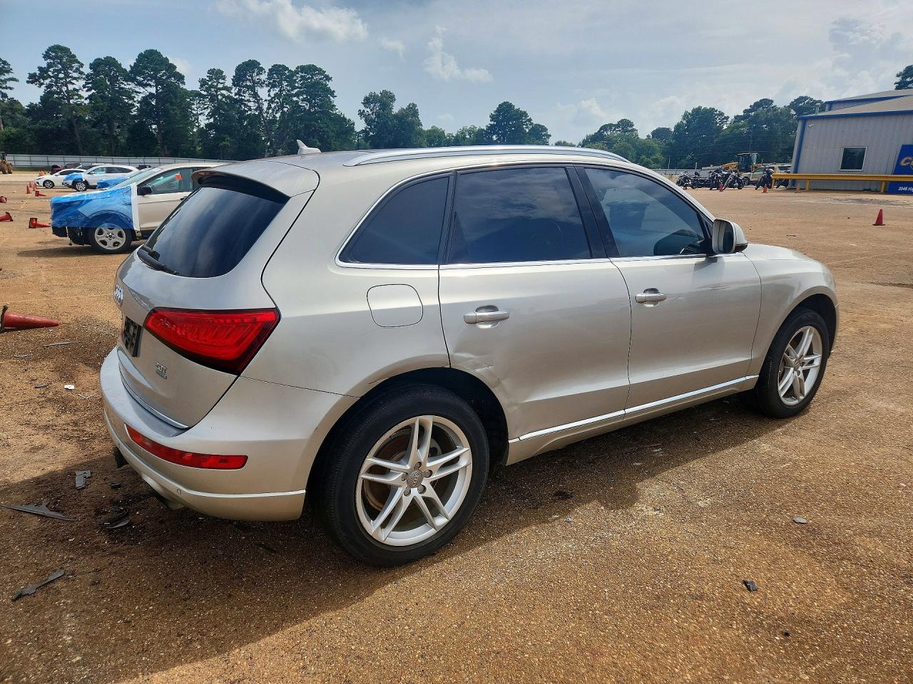 2015 AUDI Q5 Premium Plus