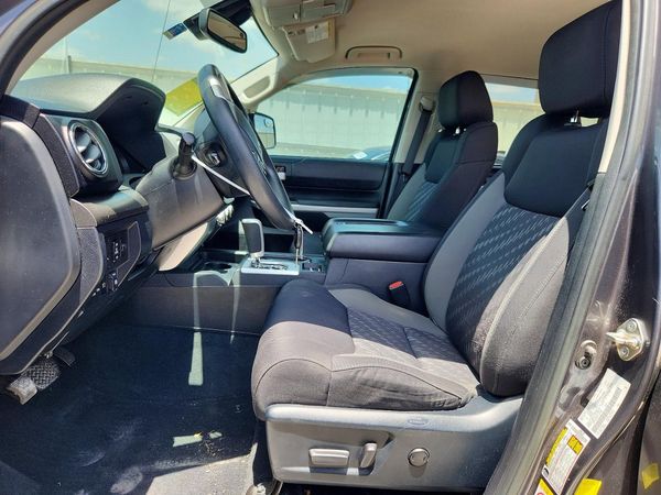 2018 TOYOTA TUNDRA SR5