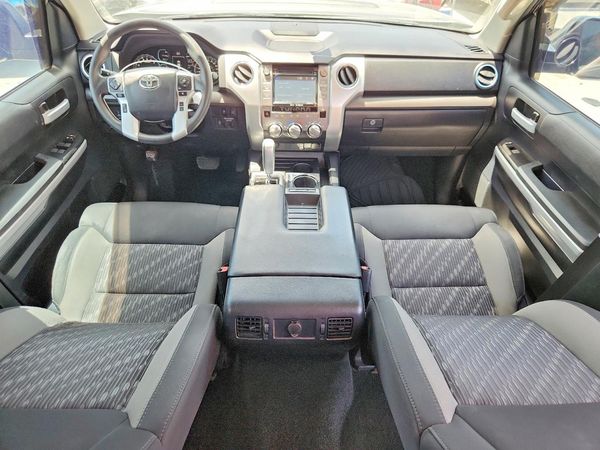 2018 TOYOTA TUNDRA SR5