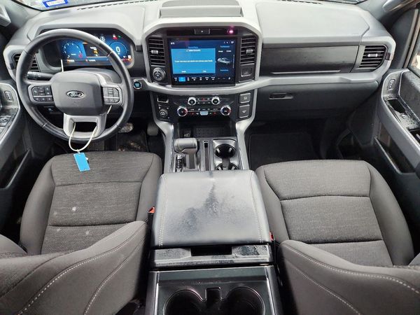2025 FORD F150 XLT