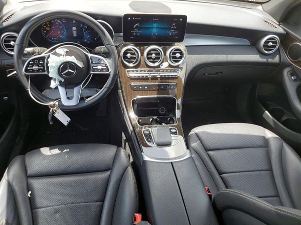 2020 MERCEDES-BENZ GLC GLC300