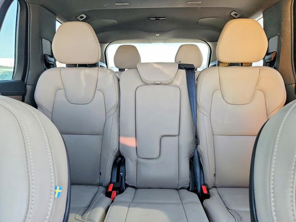 2025 VOLVO XC90 Ultra