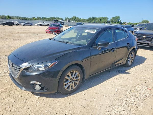 2016 MAZDA 3 SE