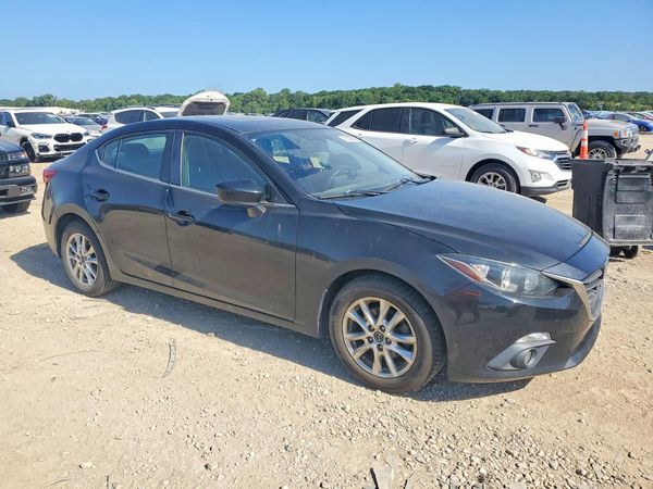 2016 MAZDA 3 SE