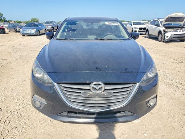 2016 MAZDA 3 SE