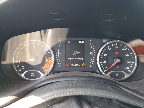 2016 JEEP RENEGADE LATITUDE 4X2
