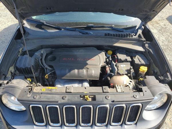 2016 JEEP RENEGADE LATITUDE 4X2