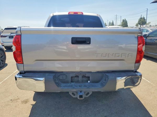 2016 TOYOTA TUNDRA
