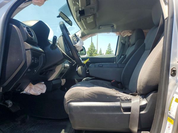 2016 TOYOTA TUNDRA