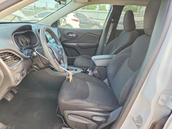 2019 JEEP CHEROKEE