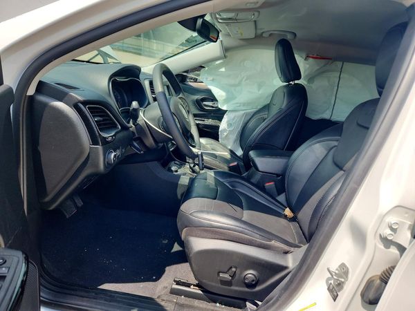 2023 JEEP CHEROKEE ALTITUDE LUX 4X4