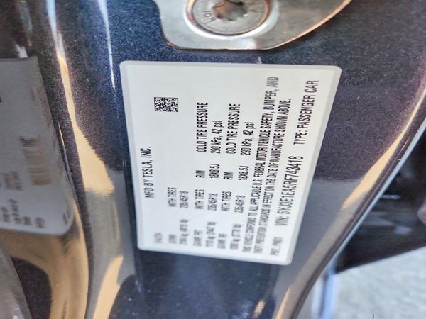 2024 TESLA MODEL 3