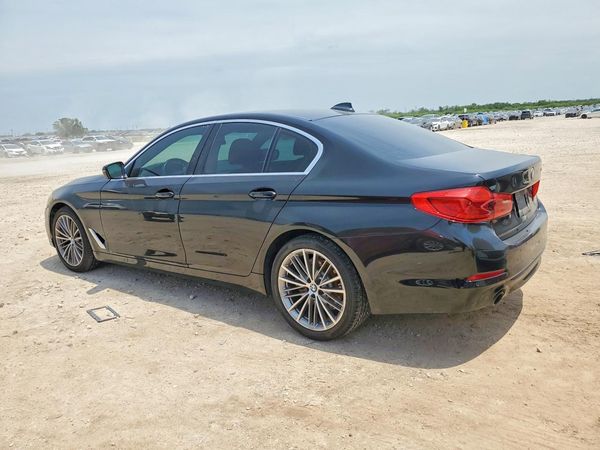 2019 BMW 530