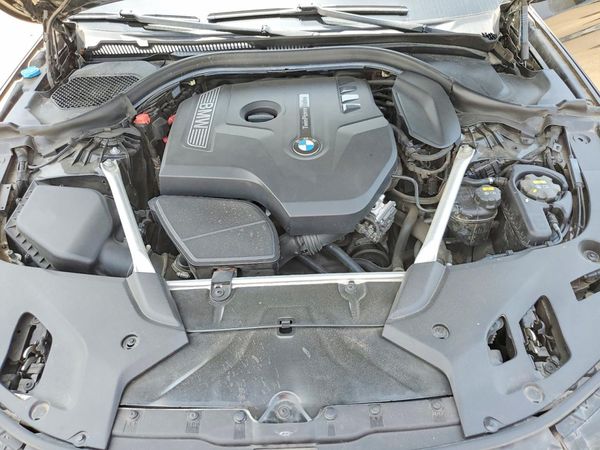 2019 BMW 530