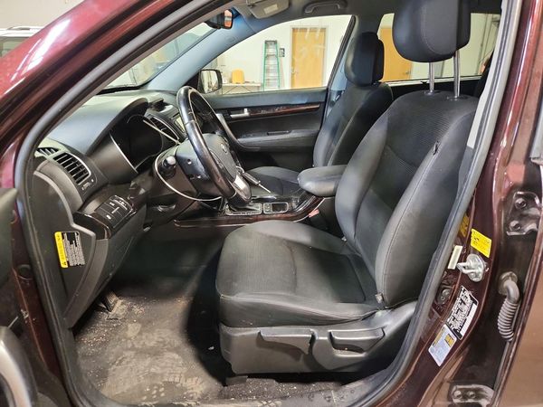 2015 KIA SORENTO GL