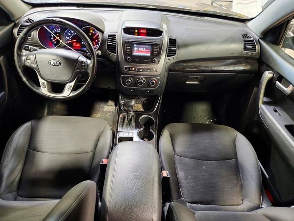 2015 KIA SORENTO GL
