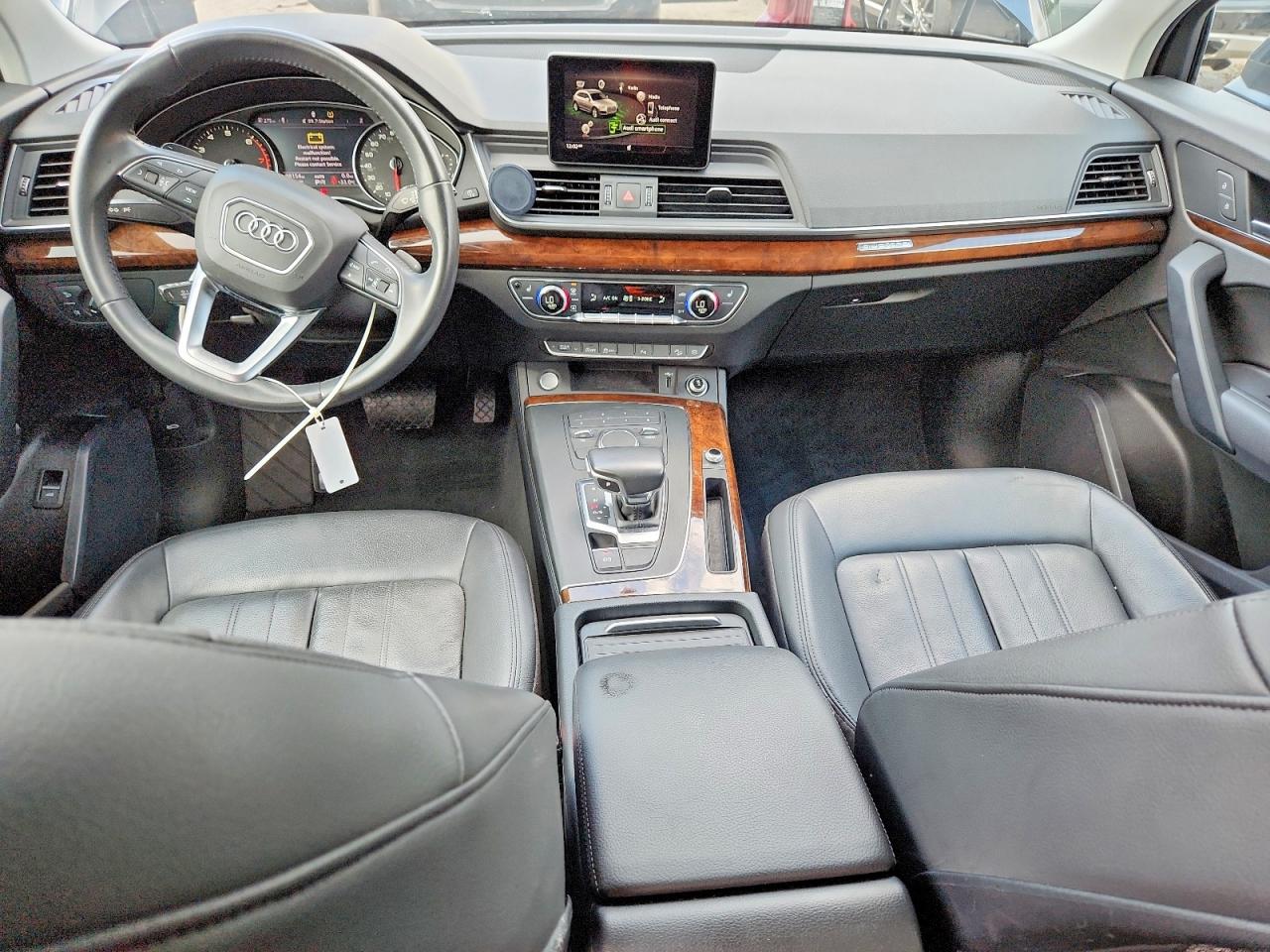 2020 AUDI Q5 quattro Premium