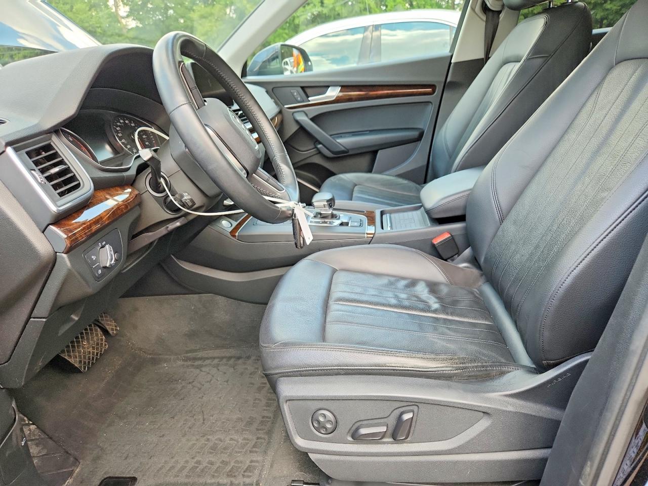 2020 AUDI Q5 quattro Premium